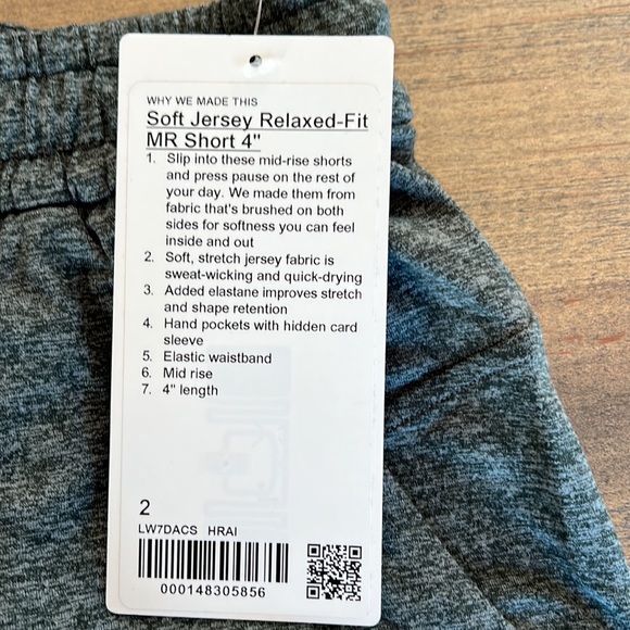 Lululemon relaxed fit heathered jersey 4” shorts - Picture 3 of 4